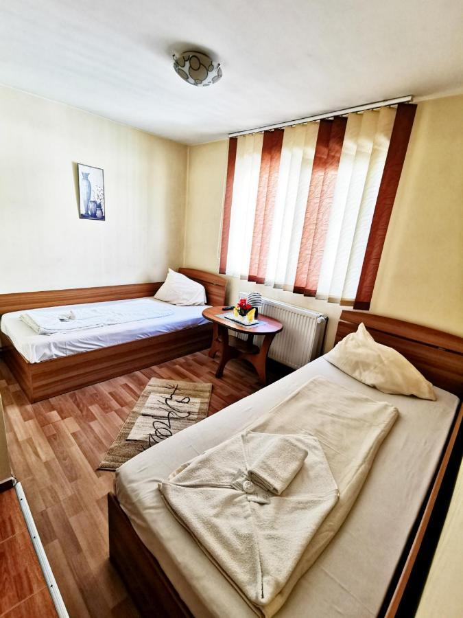 Motel International Recola Băneşti Exteriér fotografie