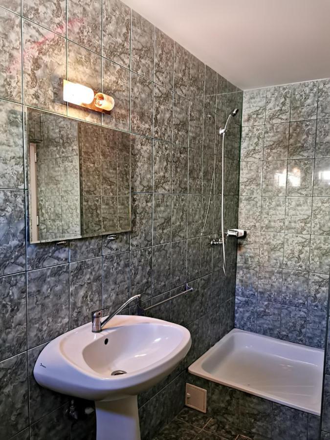Motel International Recola Băneşti Exteriér fotografie