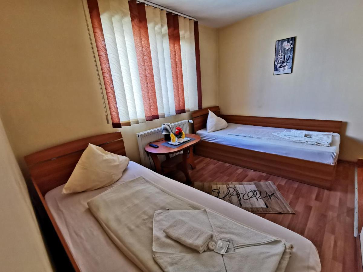 Motel International Recola Băneşti Exteriér fotografie