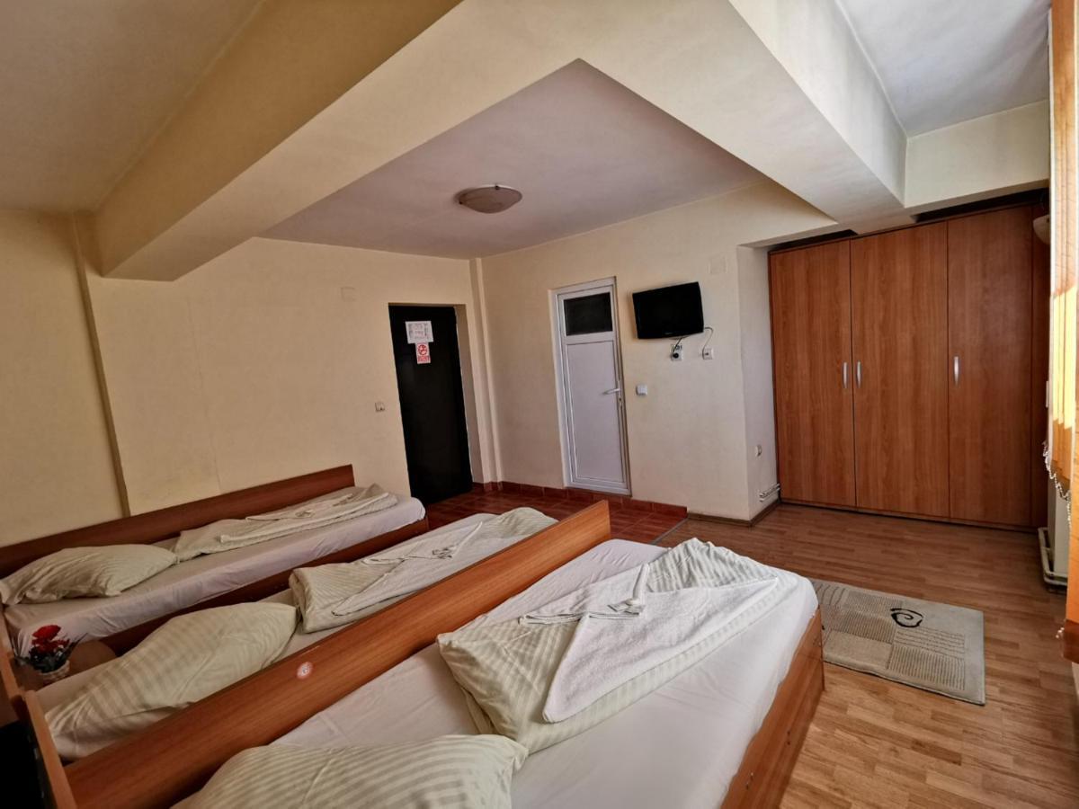 Motel International Recola Băneşti Exteriér fotografie